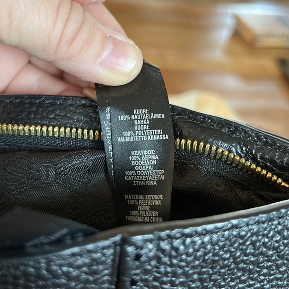 Ted Baker Tote with gold accents.  Excellent used condition. Dust bag included - Picture 7 of 7